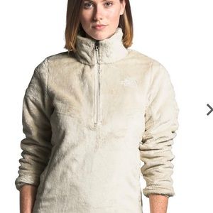 The North Face Women’s Osito sweater 1/4 zip